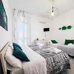 Casa Verdi 37 Rubino Smeraldo