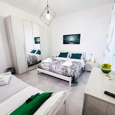 Casa Verdi 37 Rubino Smeraldo * Porto SantʼElpidio