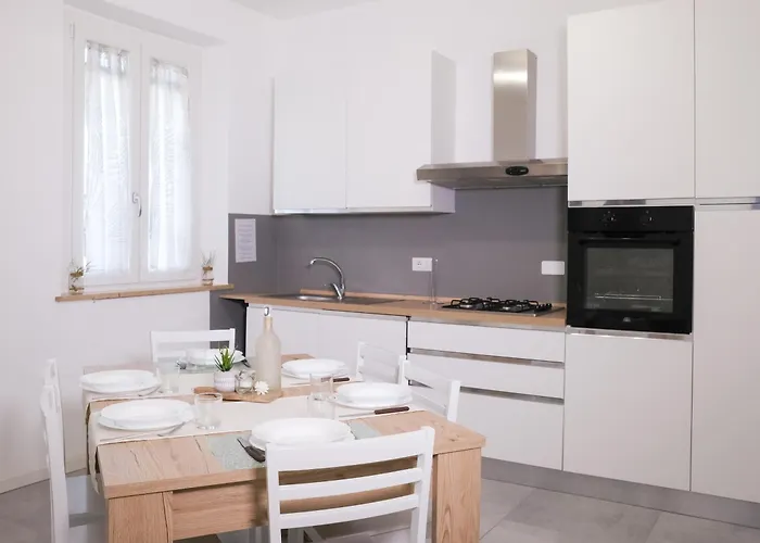 Casa Verdi 37 Rubino Smeraldo Porto SantʼElpidio