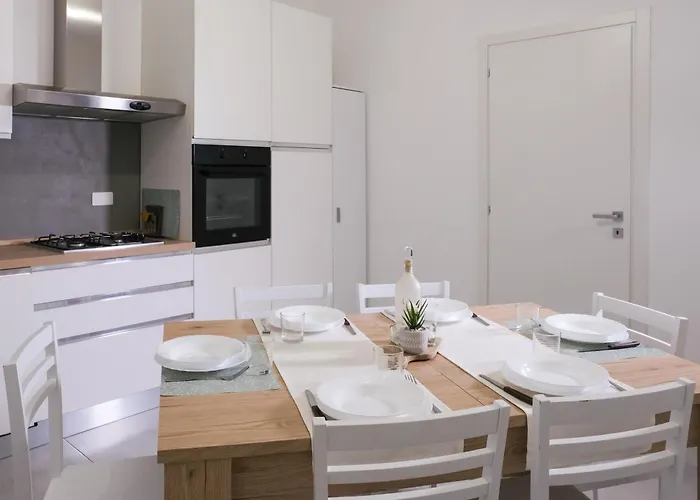 Casa Verdi 37 Rubino Smeraldo Porto SantʼElpidio