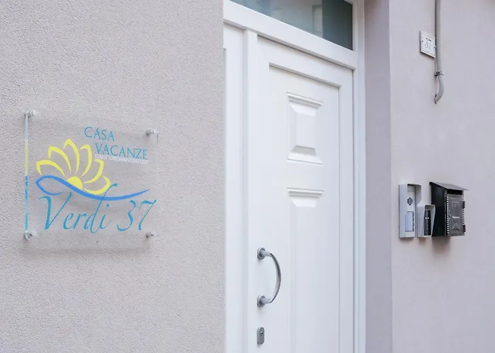 Casa Verdi 37 Rubino Smeraldo * Porto SantʼElpidio