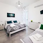 Casa Verdi 37 Rubino Smeraldo